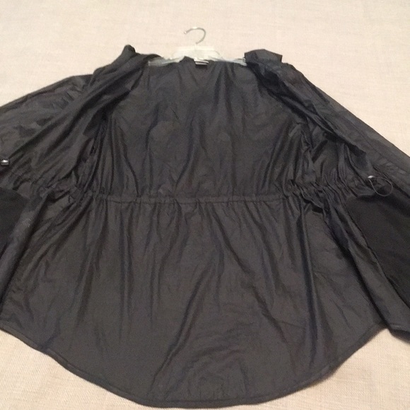 Champion C9 Thin Polyester Hooded Windbreaker S - Picture 8 of 15